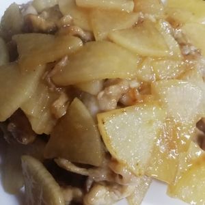 ぽぽペの作ってみた!投稿(【豚こまと焼き大根の生姜焼き】箸が止まらない♡)