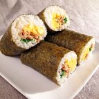 変わり種 恵方巻き☆しっとり鶏むね肉と甘い炒り卵に豆苗