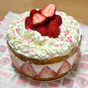 dora_の作ってみた!投稿(【オーブン不要！ナッペ不要！】簡単フレジェ風ケーキ)