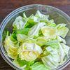 豚団子とキャベツの旨塩鍋・キャベツたっぷり食べられます！の工程1