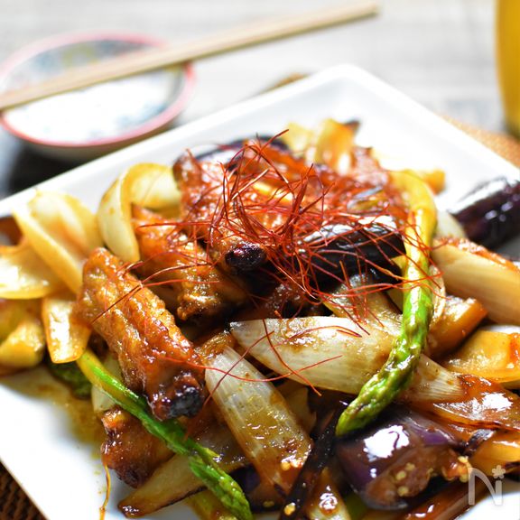 鶏手羽中の甘辛麻辣炒め〜台湾風旨辛しびれ系〜