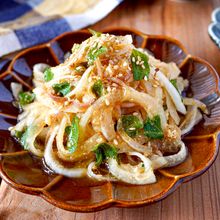 【新たまねぎの和風サラダ】薬味でさっぱり♡ごま風味だれ♡