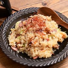 炊くだけチャーハン「米粉でパリもちおこげチャーハン風釜飯」