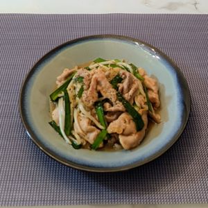 𝔂𝓾𝓶𝓲🍓の作ってみた!投稿(豚こま肉で♩レバニラ風炒め)