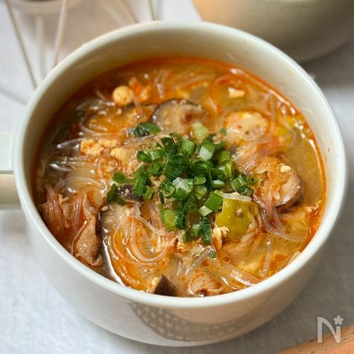 キムチと豚肉の春雨スープ