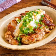 カリッとさっぱり♪【鶏もも肉のおろしポン酢】