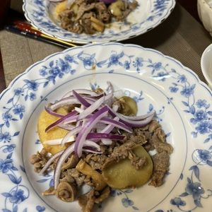 Hikeyの作ってみた!投稿(牛肉と新じゃがのオイスターソース炒め)