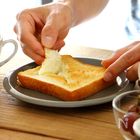 SNSで話題！とろ～りチーズがクセになるチーズフォンデュトーストの作り方