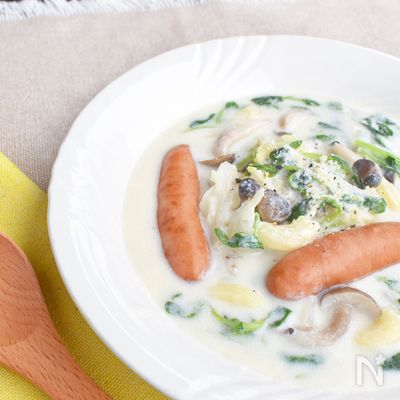 具だくさんの豆乳スープ