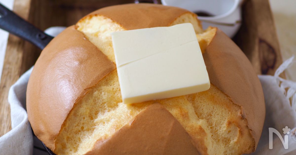 ふっくら熱々！カステラ・パンケーキ【材料5つ・簡単】