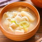 【豆腐と長ねぎと油揚げのお味噌汁】サッと煮るだけ♪