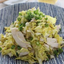 春キャベツとサラダチキンの中華サラダ