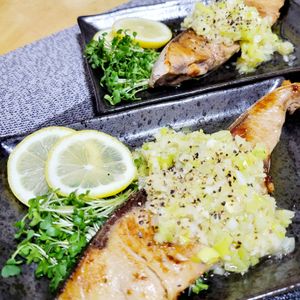 ヴェルの作ってみた!投稿(美味しすぎるー♪って娘も大満足♡ぶりのネギ塩レモンペッパー)