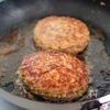 【照り焼きペッパーバーグ】厚揚げで手間要らず♡ワンパン調理!の工程3