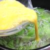 食べるスープ、キャベツ、えのき茸、ウインナーで簡単！の工程3