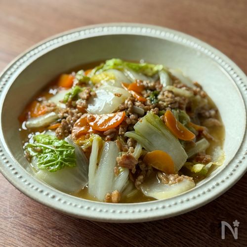 【白菜と人参のそぼろあんかけ】寒い日に!食材3つで大満足!