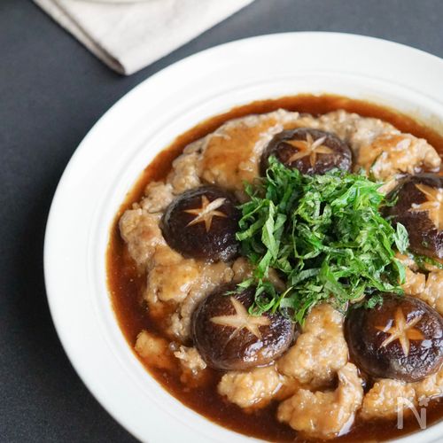 もう詰めなくていい！ごはんがススム椎茸の肉埋め