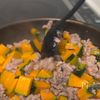10分で完成!【かぼちゃそぼろ丼】の工程2