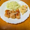 ゆきまる🐬🫧の作ってみた!投稿(【鶏むね肉と玉ねぎの生姜焼き】ご飯が進む♪)