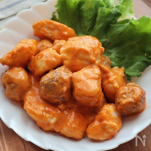 鶏むね肉と激安肉だんごで節約♪マヨ炒め