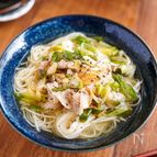 【旨だし豚ネギ塩にゅうめん】ごま油香る♬︎くたくたネギ♡