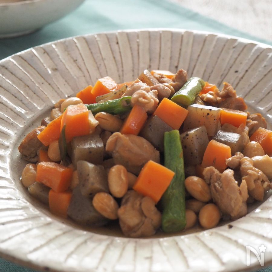 鶏と大豆の五目煮 by 楠本 睦実 | レシピサイト Nadia | ナディア - プロの料理家のおいしいレシピ