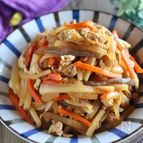 大根とこんにゃくとひき肉の甘辛炒め【大根大量消費＊作り置き】
