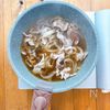 【家族ウケ抜群】豚肉と玉ねぎで作る絶品つけうどんの工程2