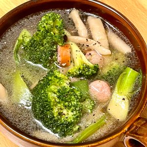 michuの作ってみた!投稿(きのことブロッコリーの《極旨♡スープ》)