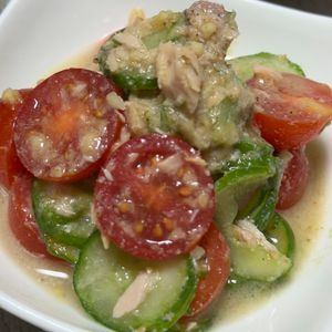 みーこの作ってみた!投稿(さっと副菜☆『きゅうりとミニトマトの中華ツナサラダ』)