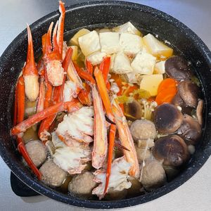 しんやの作ってみた!投稿(旨味たっぷりスープの☆絶品カニ鍋)