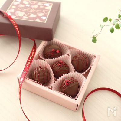 【材料3つ】簡単♡クッキー&クリームチーズのチョコトリュフ