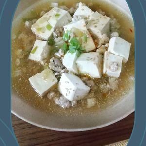 チョロリスの作ってみた!投稿(あっさりうま味!白い麻婆♡『鶏ねぎ塩麻婆豆腐』)