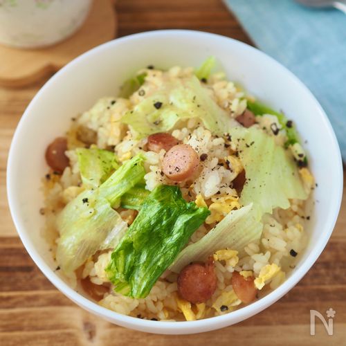 ひとりご飯に！【シンプルレタスチャーハン】