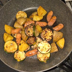 KUMIKOの作ってみた!投稿(ズッキーニと新じゃがのバター醤油ソテー【作り置き】)