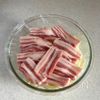 レンジだけ！豚バラキャベツの旨だれ蒸しの工程2