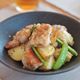 ゴロっと嬉しい！鶏もも肉と新じゃがのネギ塩炒め