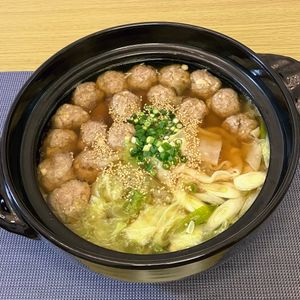 𝔂𝓾𝓶𝓲🍓の作ってみた!投稿(ワンタンの皮入り♪えのき豚団子のやみつきスタミナスープ鍋)