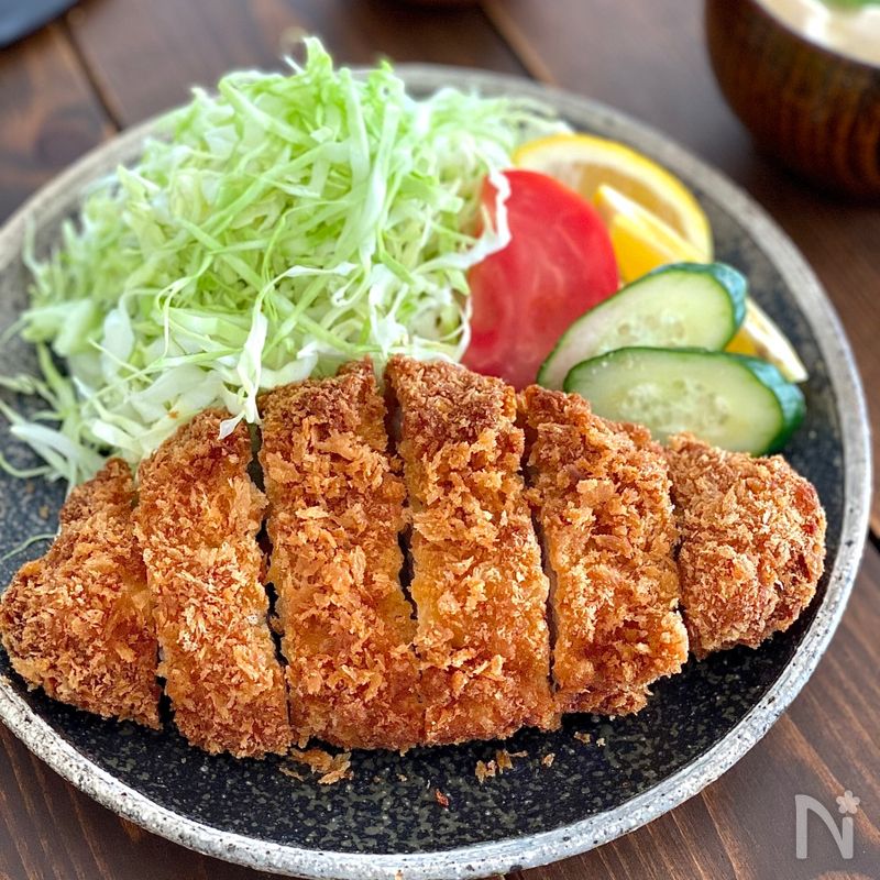 サクサク！ジューシー！基本のとんかつレシピ | レシピサイトNadia