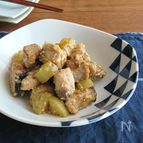 ごはんによく合う和総菜☆かつおとじゃがいものごまみそ和え