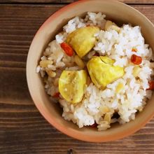栗とクコの実・松の実の釜飯