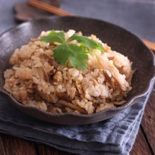 しみじみ美味しい～！鶏ひき肉とごぼうの炊きこみご飯