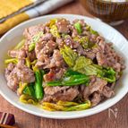 ワンパン10分♪食材2つ◎【豚こまとキャベツの甘辛ごまだれ】
