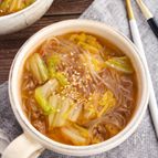 白菜とひき肉のピリ辛春雨スープ【冬に温まる♪】