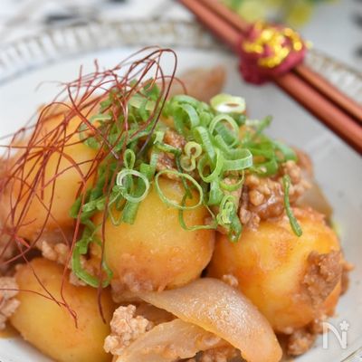 じゃがいもとこんにゃくのうま辛肉味噌【作り置き】