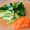 【小松菜とにんじんのナムル】レンジで簡単！５分副菜♪の工程1
