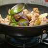 ワンパンで簡単【鶏肉となすのバジルソース炒め】の工程3