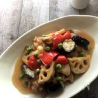 鶏肉と彩り野菜のバルサミコ黒酢あんかけ