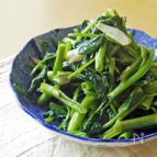 【夏の養生ごはん】空芯菜とニンニクのシンプル炒め