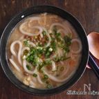 すっぱ辛さがあとをひく！とろ～り納豆サンラータン風うどん